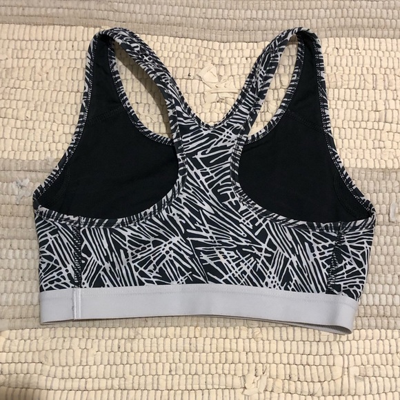 Nike Dri-Fit Sports Bra - Picture 2 of 3